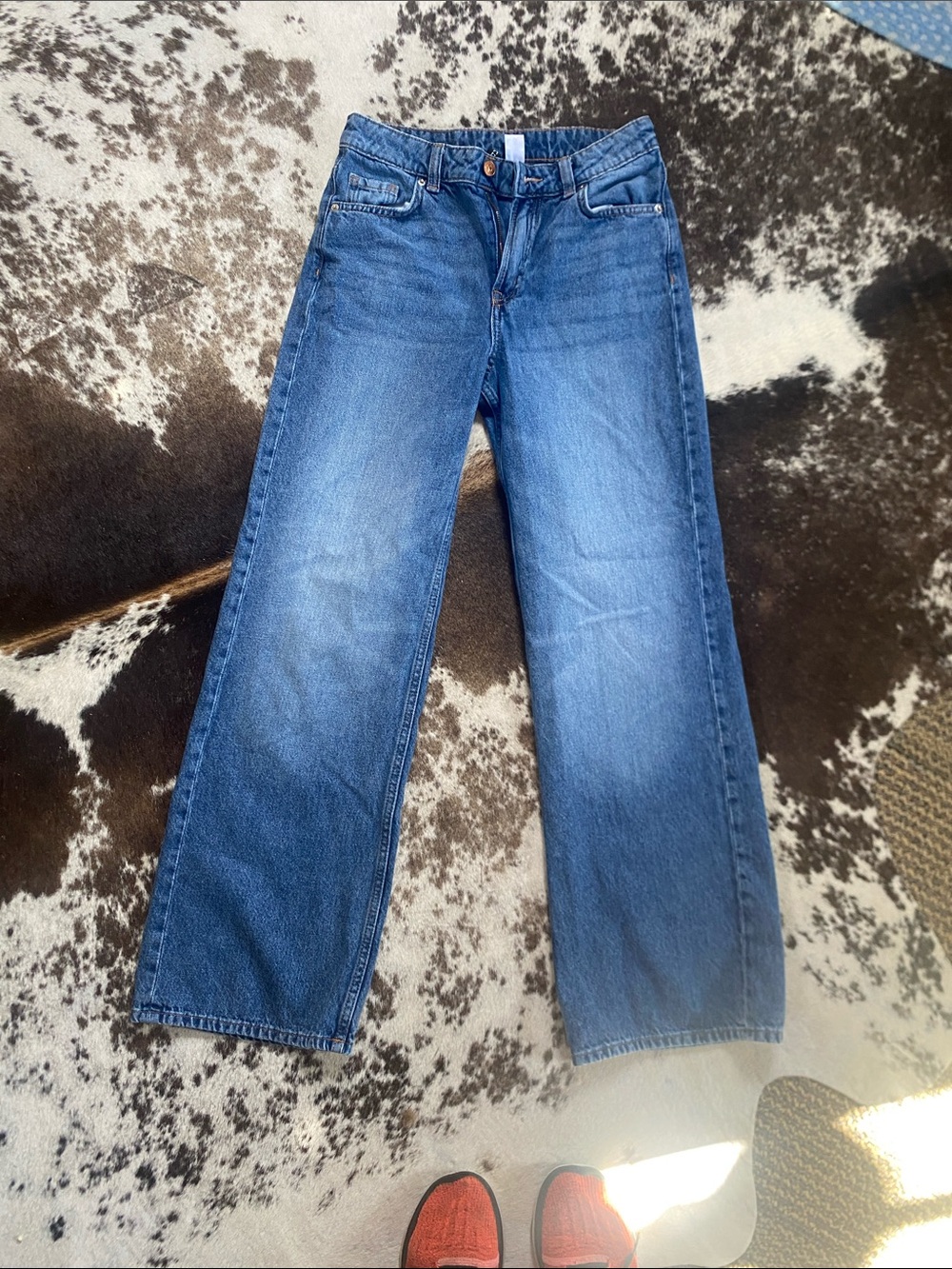 Divided Wide-Leg Mid Blue Jeans